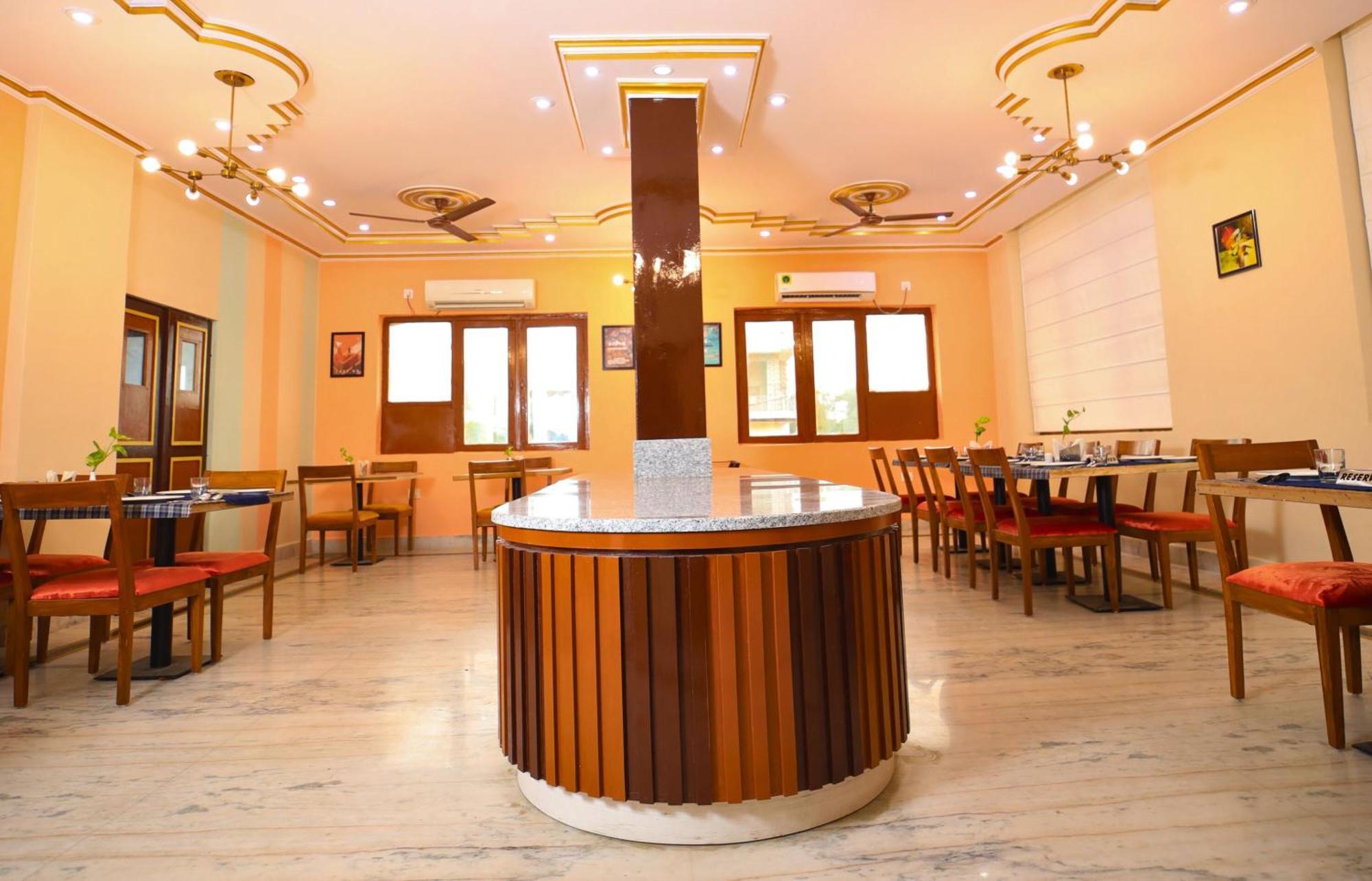 Kenth Hari Resort Dhaulpur By Shrigo Hotels Esterno foto